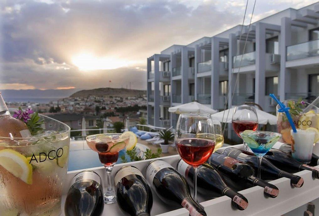 Kondo SuitesÇeşme エクステリア 写真