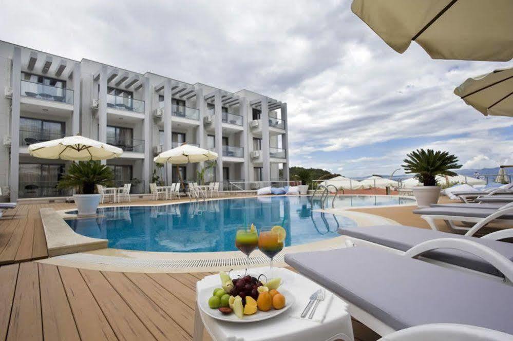Kondo SuitesÇeşme エクステリア 写真